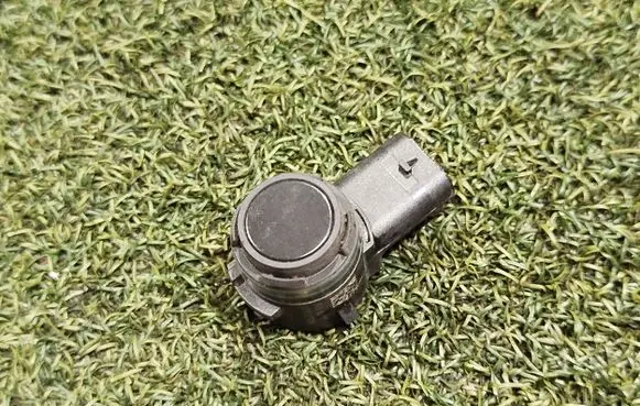 Porsche Cayenne (9Y0 9Y3) Parking PDC sensor 5Q0919275B 5Q0919275