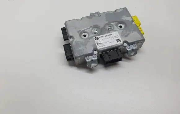 BMW 5 E60 E61 Door control unit/module 6952985 61356952985 6135695298501