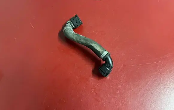 BMW X1 F48 F49 Engine coolant pipe/hose 7617380 17127617380
