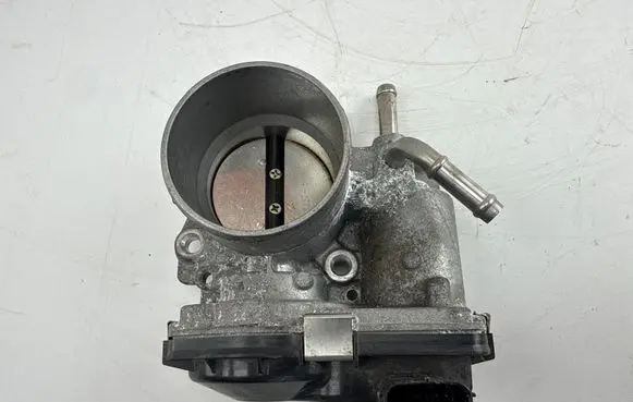 Toyota Yaris Cross Throttle valve 22030F3030