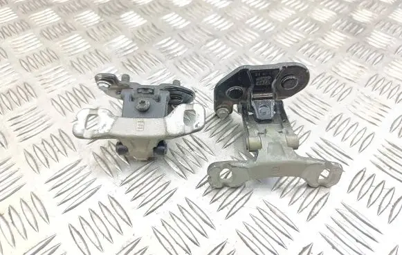 BMW 1 E81 E87 Tailgate/trunk/boot hinge 7060626 7060625