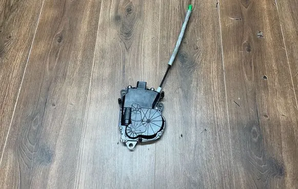 Land Rover Range Rover L405 Tailgate exterior lock DK62-404C10-AB