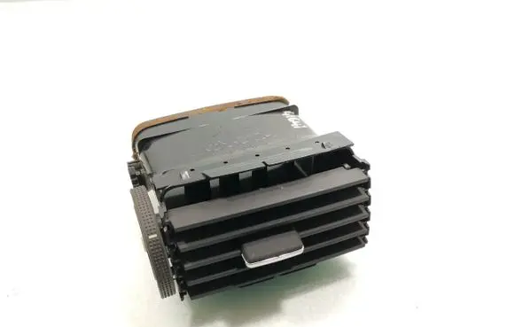 Toyota Avensis T270 Dashboard side air vent grill/cover trim