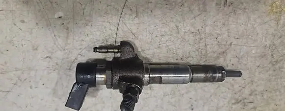 Ford Focus Fuel injector 50274V05 9674973080