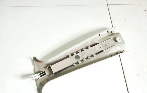 Skoda Octavia Mk1 (1U) (B) pillar trim (top) 25336 1u486724