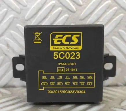 Hyundai Santa Fe Tow bar trailer control unit/module 5C023 E4031911