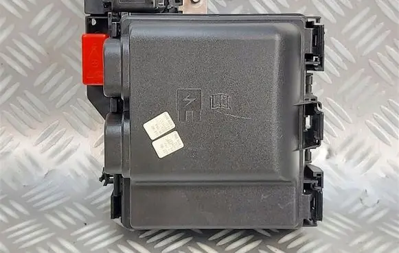 Ford Kuga III Fuse module LX6T14D068ECE