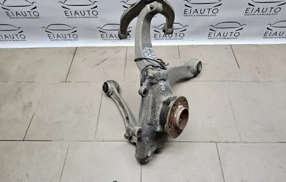 BMW 5 F10 F11 Front wheel hub spindle knuckle