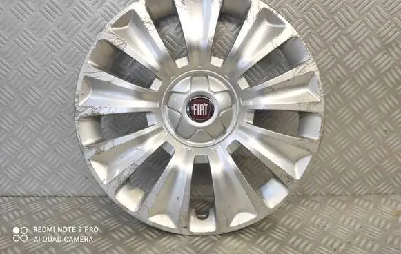 Fiat Tipo R16 wheel hub/cap/trim 735601572