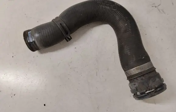 Audi A6 S6 C6 4F Engine coolant pipe/hose 4F0121101B