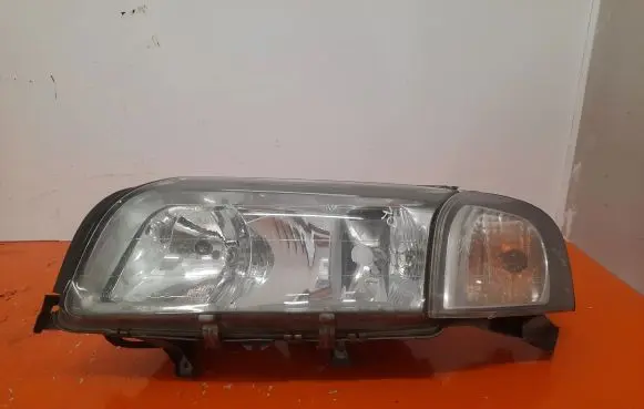 Volvo S80 Headlight/headlamp