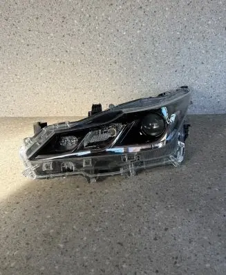 Toyota Corolla E210 E21 Headlight/headlamp 8115002T31 19345F 115002T31