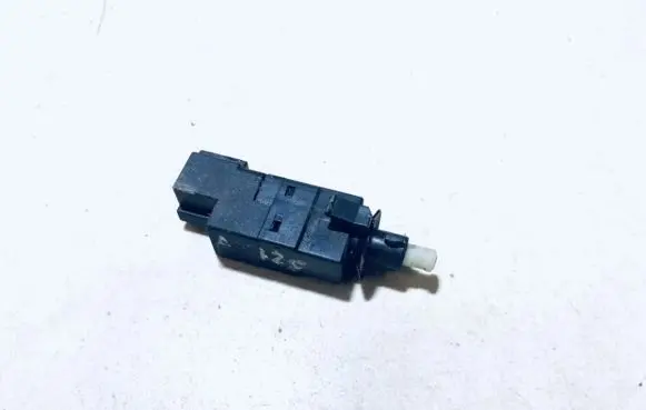 Mercedes-Benz ML W163 Brake pedal sensor switch 0015452009