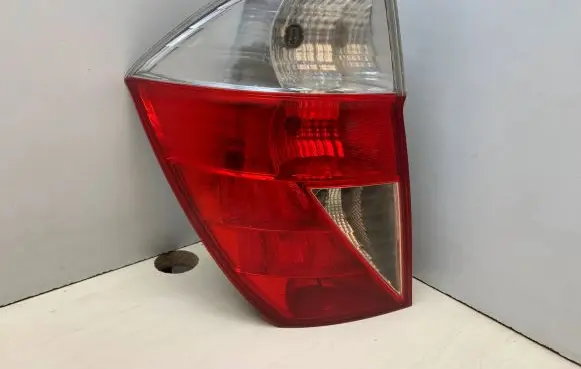 Honda FR-V Rear/tail lights 0927
