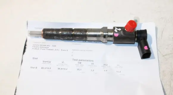 Ford Kuga III Fuel injector GK2Q9K546AC