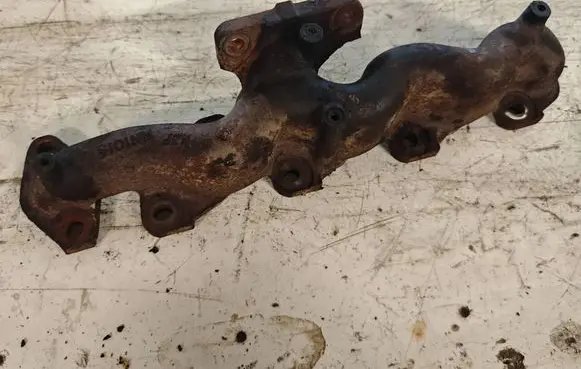 Nissan X-Trail T30 Exhaust manifold 43P NN10154