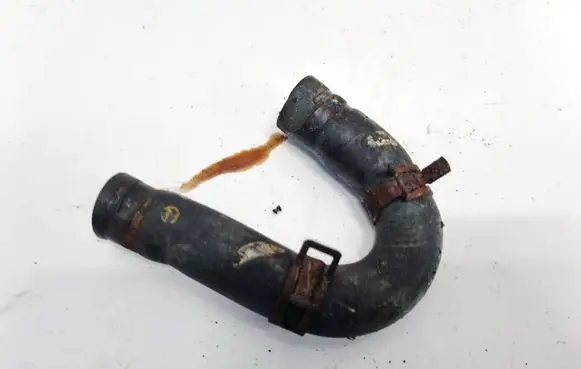 Subaru Legacy Engine coolant pipe/hose