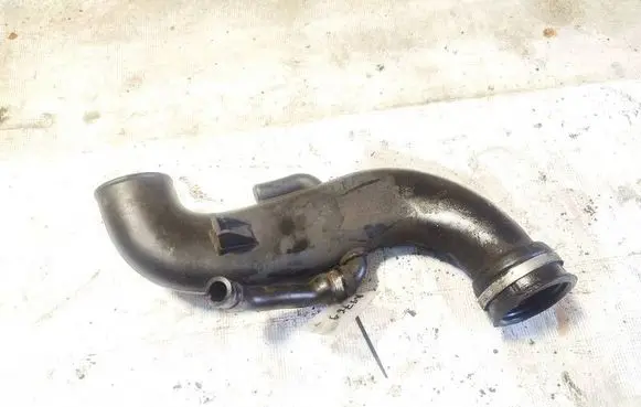 Chrysler 300 - 300C Air intake hose/pipe