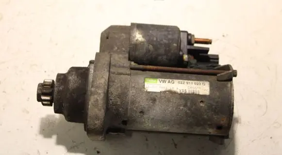 Volkswagen Eos Starter motor 02Z911023G