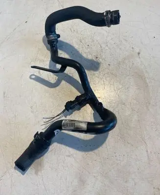 Audi A5 8T 8F Engine coolant pipe/hose 059121070B 3600009444