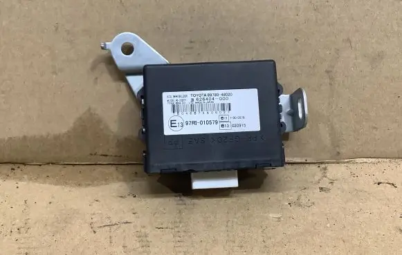 Lexus RX 330 - 350 - 400H Immobilizer control unit/module 8978048020 626404000