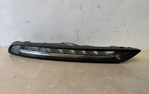 Porsche Macan (95B) LED Daytime headlight 95B941182A 95B941182