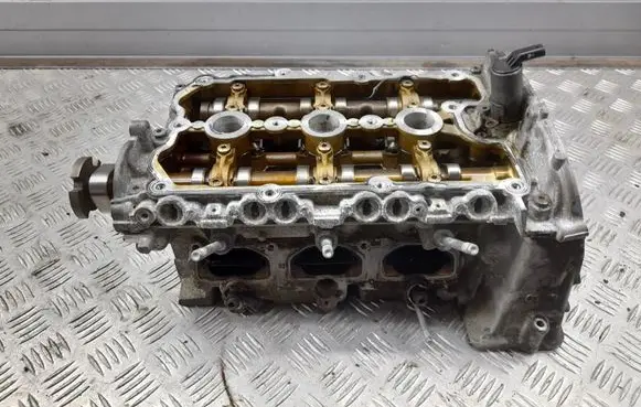 Audi A6 S6 C6 4F Engine head 06E103286
