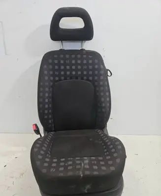 Volkswagen New Beetle Front driver seat 