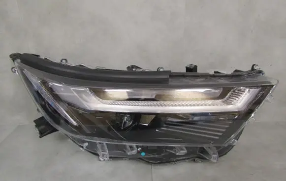 Toyota RAV 4 (XA50) Headlight/headlamp STANLEY42113