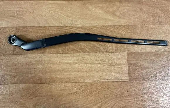 Audi A4 S4 B7 8E 8H Front wiper blade arm 8E1955408C