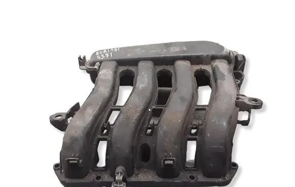Renault Megane III Intake manifold 8200647713