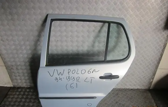 Volkswagen Polo III 6N 6N2 6NF Rear door