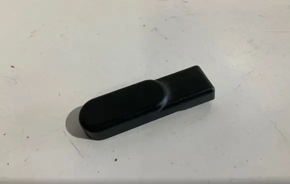 Mercedes-Benz E W211 Front driver seat rail trim A2119190020 70040009