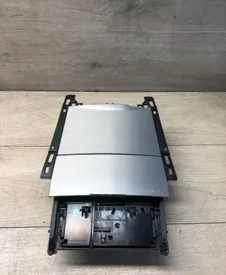 Mercedes-Benz E W212 Ashtray (front) 48753 A2129975003
