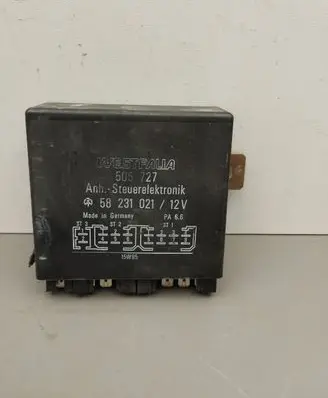 BMW 7 E32 Tow bar trailer control unit/module 58231021 506727