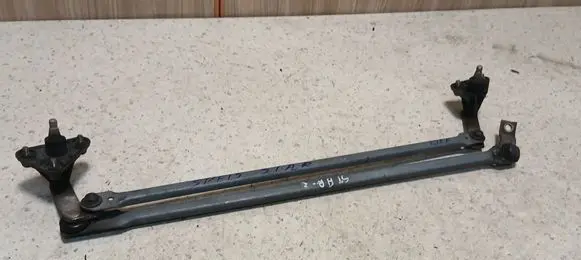 Mitsubishi Space Star Front wiper linkage 