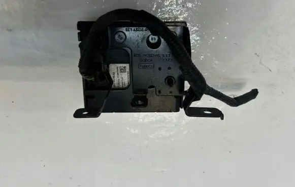 Ford Ranger Distronic sensor radar 9G768