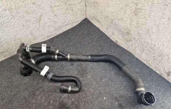 Land Rover Range Rover Evoque L551 Engine coolant pipe/hose K8D28260AC K8D28C480AA K8D28260
