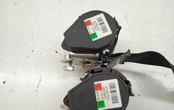 Audi A4 S4 B8 8K Front seatbelt