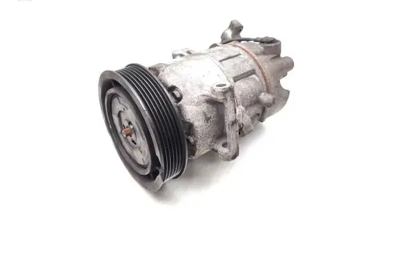 Renault Megane III Air conditioning (A/C) compressor (pump) 8200939386