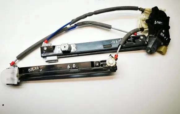 Ford B-MAX Rear door window regulator with motor AV1114553L4 0130822648 AV11R27000