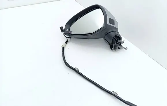 Front door electric wing mirror