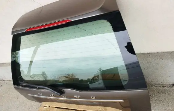 Volvo XC90 Truck tailgate 