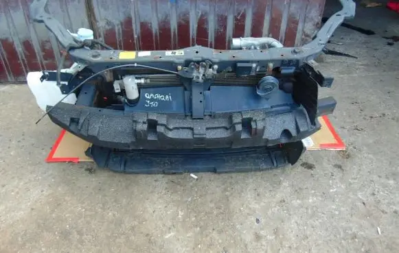 Nissan Qashqai Radiator support slam panel