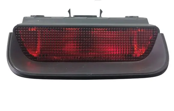 Honda CR-V Third/center stoplight P6939
