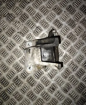 Ford Ranger Engine mounting bracket