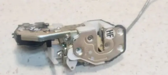 Front door lock