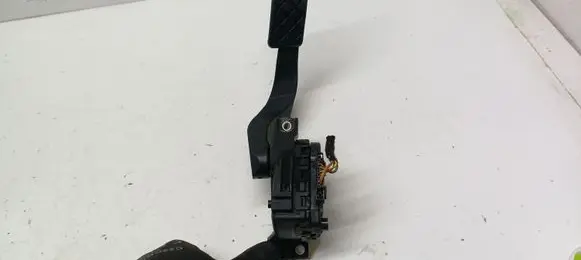 Audi A4 S4 B7 8E 8H Accelerator throttle pedal 6PV00837506