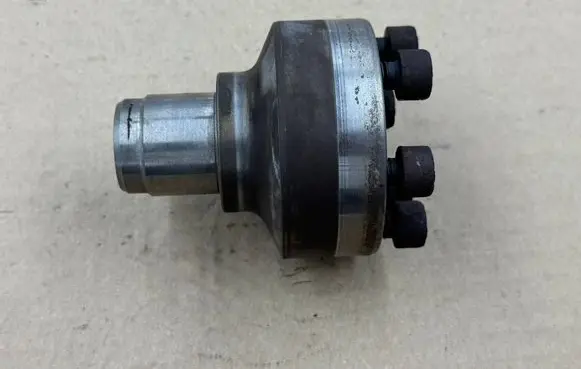 BMW 3 E90 E91 Crankshaft pulley 7551309