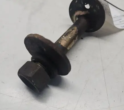 KIA Sorento Front suspension camber bolt 